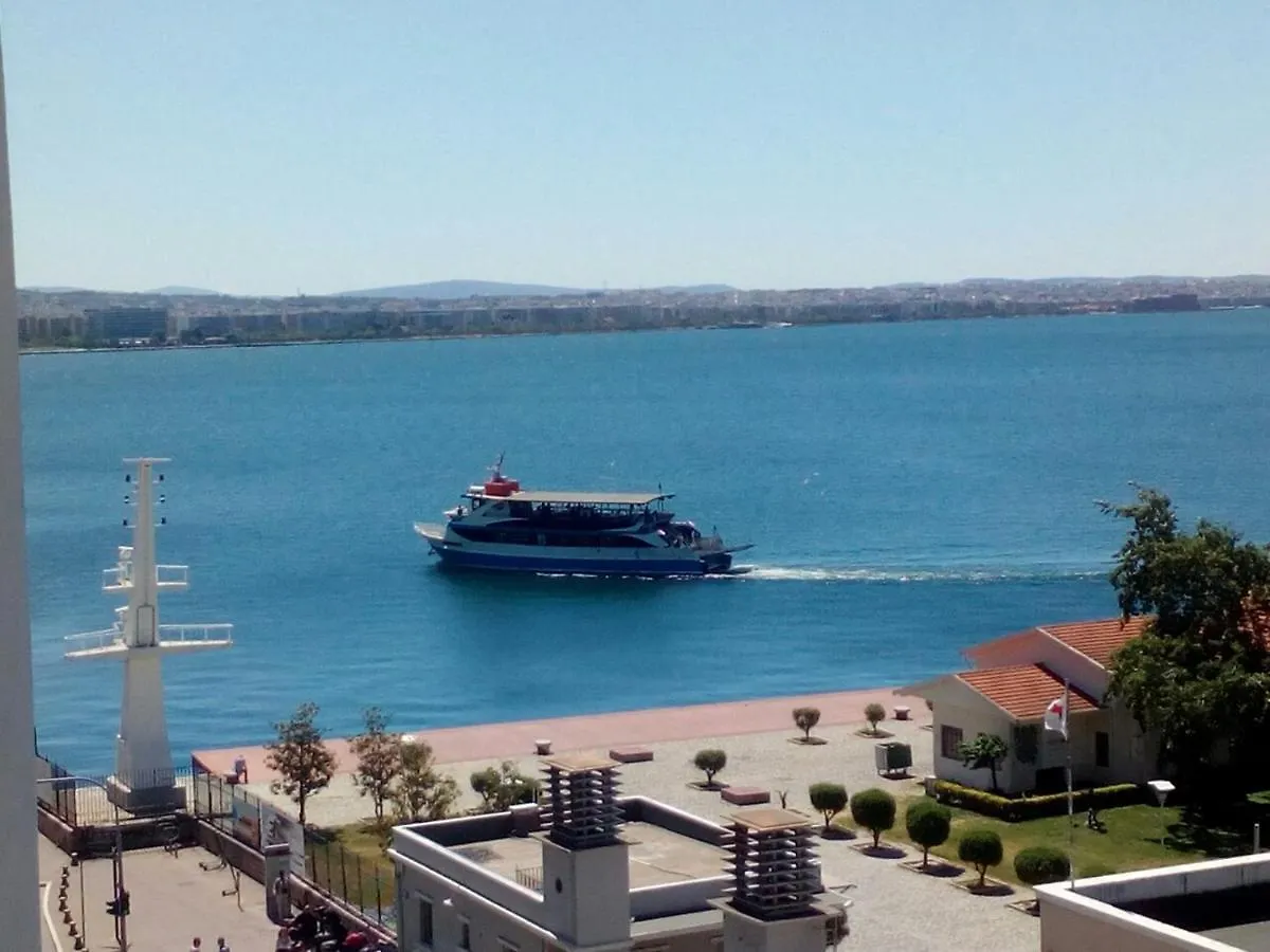 Waterfront Luxury Sea View Apartment Thessaloniki